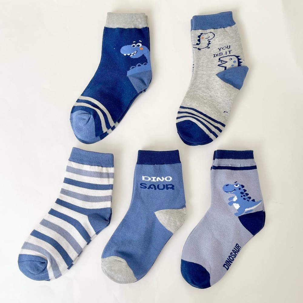 5 Pairs Boys Cotton Socks Blue/Gray Dinosaur Pattern NWOT Size L (8-11 Y)